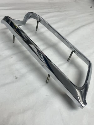 Marco de luz trasera lateral pasajero Mercedes Benz W113 280Sl nuevo fabricante original  Foto 1 de 4