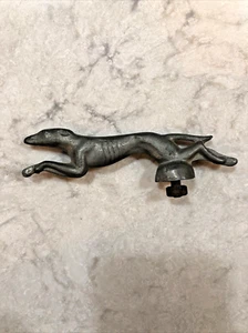 VINTAGE GREYHOUND HOOD ORNAMENT - Picture 1 of 14