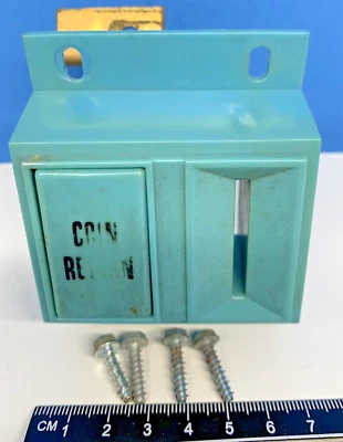 ROWE AMI CD100 A B JUKEBOX COIN INLET AND COIN RETURN BUTTON ASSEMBLY #40831802 - Image 1 of 4