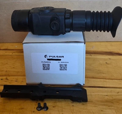Mira óptica de visión nocturna térmica Pulsar Core RXQ30V 1,6-6,4 384x288 *probada* Foto 1 de 4