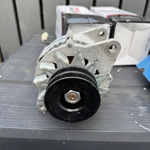 Alternator FOR Nissan Fork Lift Lift Truck Hitachi HC-Cargo Wood Auto - Picture 1 of 3