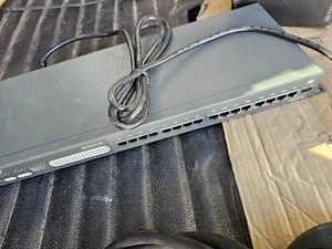 SMC SMC3116TI  EZ STACK 10I 16 PORT HUB - Picture 1 of 7