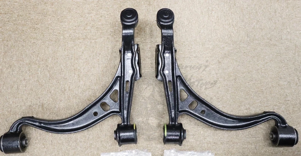 Brazos de control inferiores delanteros izquierdo y derecho OEM Toyota Supra JZA80 1993-1998 Foto 1 de 1