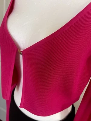 Cárdigan Versace fucsia. Foto 1 de 4