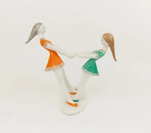 Vintage 1960s Porcelain Figurine of 2 Dancing Girls Children Hollohaza Hungarian - Imagen 1 de 6