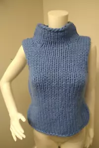 Blauer ärmelloser Damenpullover aus Grobstrick Wolle von RAPSODIA Größe Small / 2 - Bild 1 von 4