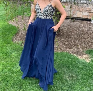 blue prom dresses long size 2 David’s Bridal gently used - Picture 1 of 6