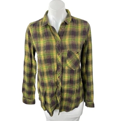 Camisa Urban Outfitters BDG Verde Cuadros Franela Manga Larga Con Botones S Foto 1 de 4