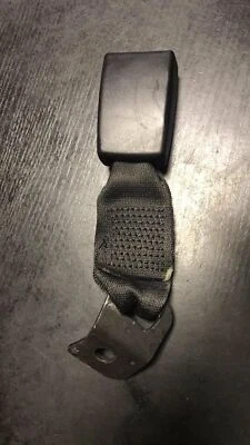 Fibbia sedile posteriore sinistra BMW 3 Coupé E92 320 i 9117261 2.0 Benzina 1... - Immagine 1 di 3