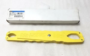 IDEAL 34-003 Safe-T-Grip Giant Fuse Puller, 34003 - Picture 1 of 9
