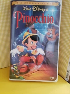 Pinocchio (VHS, 1999, Clam Shell Gold Collection) Walt Disney’s Classic - Picture 1 of 3