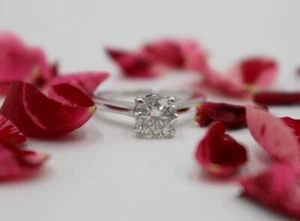 Vera Wang 14K WG 1 1/5 CTW Round Diamond Solitaire Wedding Engagement Ring - Picture 1 of 12