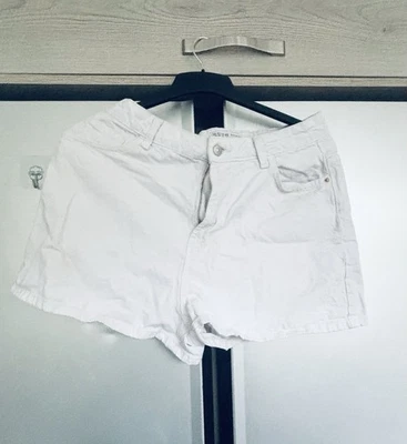 White canvas denim shorts hi waist with elastic size 16 - Image 1 of 2
