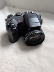 FujiFilm FinePix S602 Zoom Digital Bridge Camera Spares Or Repairs - Picture 1 of 12