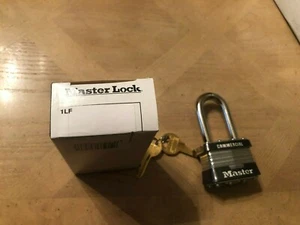 1- MASTER LOCK 1LF KEYED DIFFERENT COMMERCIAL GRADE NIB - Picture 1 of 5