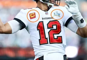 Super Bowl TB 2020 Buccaneers Tom Brady QB 4-⭐-Gold Star Capitán Rojo + SB LV 55 - Imagen 1 de 11