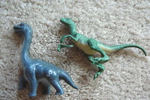 JURASSIC PARK 2.75" BRACHIOSAURUS & JURASSIC WORLD 3.75" VELOCIRAPTOR EUC - Picture 1 of 4