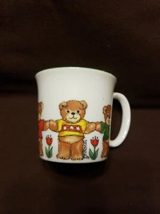 Vintage Lucy and Me Enesco Teddy Bear Mug 1979 Rigg Holding Hands Tulip  - Picture 1 of 5