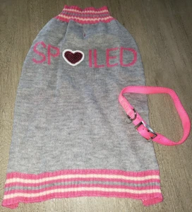 medium DOG KNIT WINTER SWEATER COAT PINK GRAY COLLAR SPOILED 19 INCH COLLAR - Bild 1 von 2
