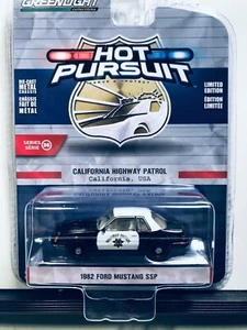 1/64 GREENLIGHT HOT PURSUIT 1982 FORD MUSTANG SSP CALIFORIA HIGHWAY PATROL - Picture 1 of 2