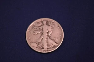 1935d Walking Liberty Silver Coin,Half Dollar,Ungraded,Uncertified,J20 - Picture 1 of 3