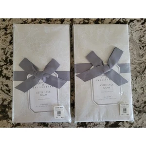 Menge 2 Pottery Barn Schein Monique Lhuillier Aster Spitze weiß Standard 26 x 20 - Bild 1 von 2