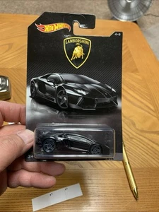 DWF26-0910 HOTWHEELS LAMBORGHINI AVENTADOR BLACK LP 700-4 2016 4/8 - Picture 1 of 10