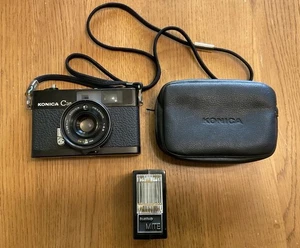 Konica C35 Hexanon 38mm F2.8 Rangefinder Film Black Compact Camera & Flash, Case - Picture 1 of 14