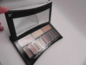it SUPERHERO Eye Transforming Anti-Aging Super Palette Pigment Power Technology - Picture 1 of 8