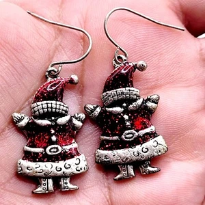 Christmas Santa Gnome Earrings Red Sparkle Enamel Silver Tone Drop Dangle 1.5" - Picture 1 of 5