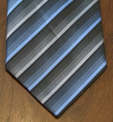 Corbata Alexander Julian Colores Azul Hecha a Mano Poliéster Hombre Hecha en China Foto 1 de 4