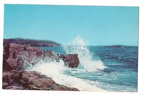 Postal MAINE ME 1962 SURF A LO LARGO DE LA COSTA OLAS CHOCANDO CONTRA ROCAS - Imagen 1 de 2