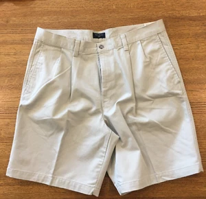 Dockers Men's Shorts Size 36 Khaki Pleated Relaxed Fit In Seam 9” NEW - Picture 1 of 12