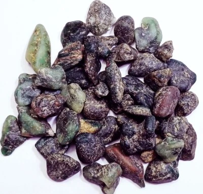 100% Natural Prehnite Rough 100 to 152 Ct Lot Loose Gemstone With Free Gift - Image 1 of 4