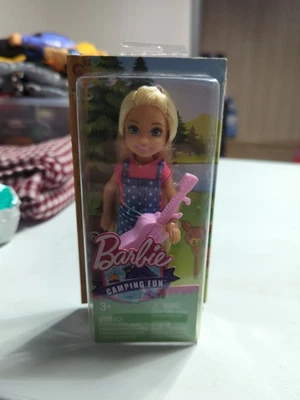 Barbie Camping Fun Chelsea Doll and Guitar NEW - Изображение 1 из 3