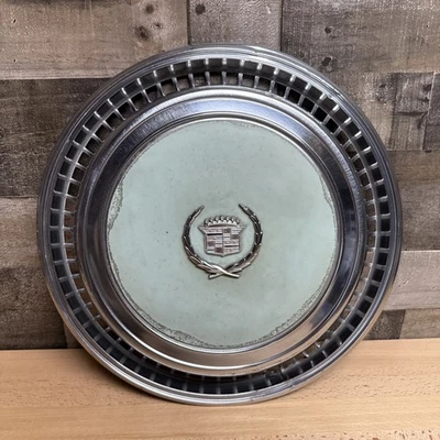 凯迪拉克 Eldorado 车轮盖轮毂盖绿色 1976 1977 1974 1975 76 77 78 74 — 第 1/4 张图片