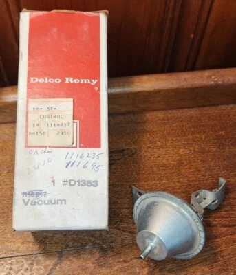 NOS Delco Remy D1353 Vacuum Control 6cyl 1116217 1967-70 Chevy Oldsmobile 6cyl - Image 1 of 4