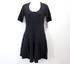 Mossimo Kurzarm geripptes Fit & Flare Strick Pullover Kleid schwarz Gr. M Neu mit Etikett - Bild 1 von 6