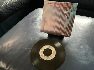 Silent Running by Mike and the Mechanics 7" vinyl WEA U8908 Picture Sleeve - Picture 1 of 4