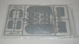 TRUMPETER SWORDFISH Mk I 03207 ⭐PARTS⭐ SPRUE G-TOP LOWER WING HALVES+MORE 1/32 - Picture 1 of 3
