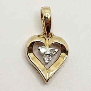 Very Small 9ct Diamond Cluster Heart Yellow Gold Pendant Hallmarked - Picture 1 of 19