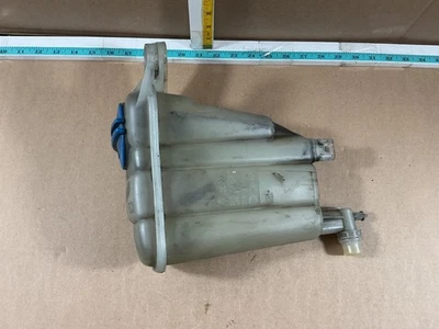 Audi S5 2008-2012 tanque de expansión de refrigerante 8K0121405F fabricante de equipos originales Foto 1 de 4