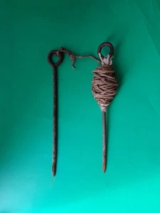 Antique Gardeners Row Line Marker 14" hand made inwrought iron. - Picture 1 of 3