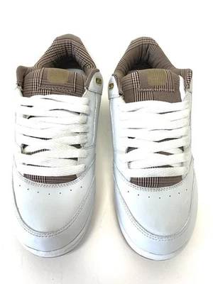 E’s | Koston 7 | Talla 9 | WHT | Y 05 | Ref 1932 Foto 1 de 4