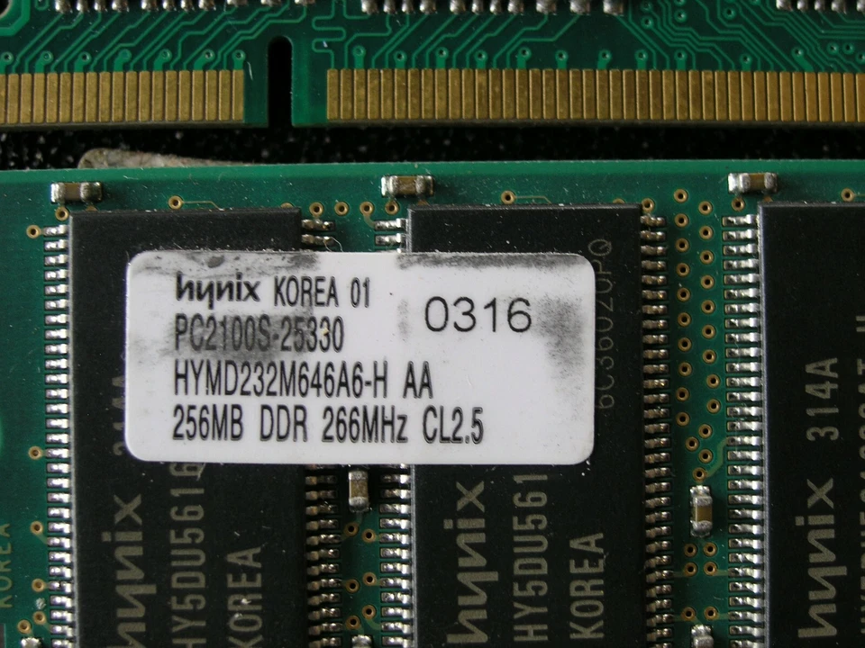 Hynix PC2100S-25330 HYMD232M646A6-H 256MB DDR CL2.5 RAM - Image 1 of 1