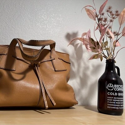 Tod's D-Styling Bag, Tan Leather, Drawstring Tote, Italian Luxury Handbag - Image 1 of 4