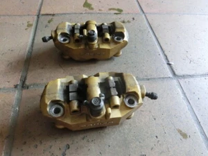 Set pinze freno anteriori GSXR600 K4 K5 sinistra e destra - Foto 1 di 1