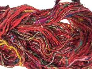 100 g Hilado de seda Sari reciclado del Himalaya rojo multi - Imagen 1 de 3