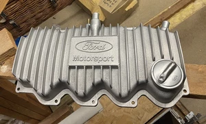 RS1600i Mk3 Escort CVH Original Alloy Rocker Cover Superb Condition with cap - Picture 1 of 3