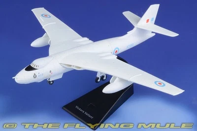 Atlas Editions 1:144 Valiant RAF No.49 Sqn XD818 - Image 1 of 4